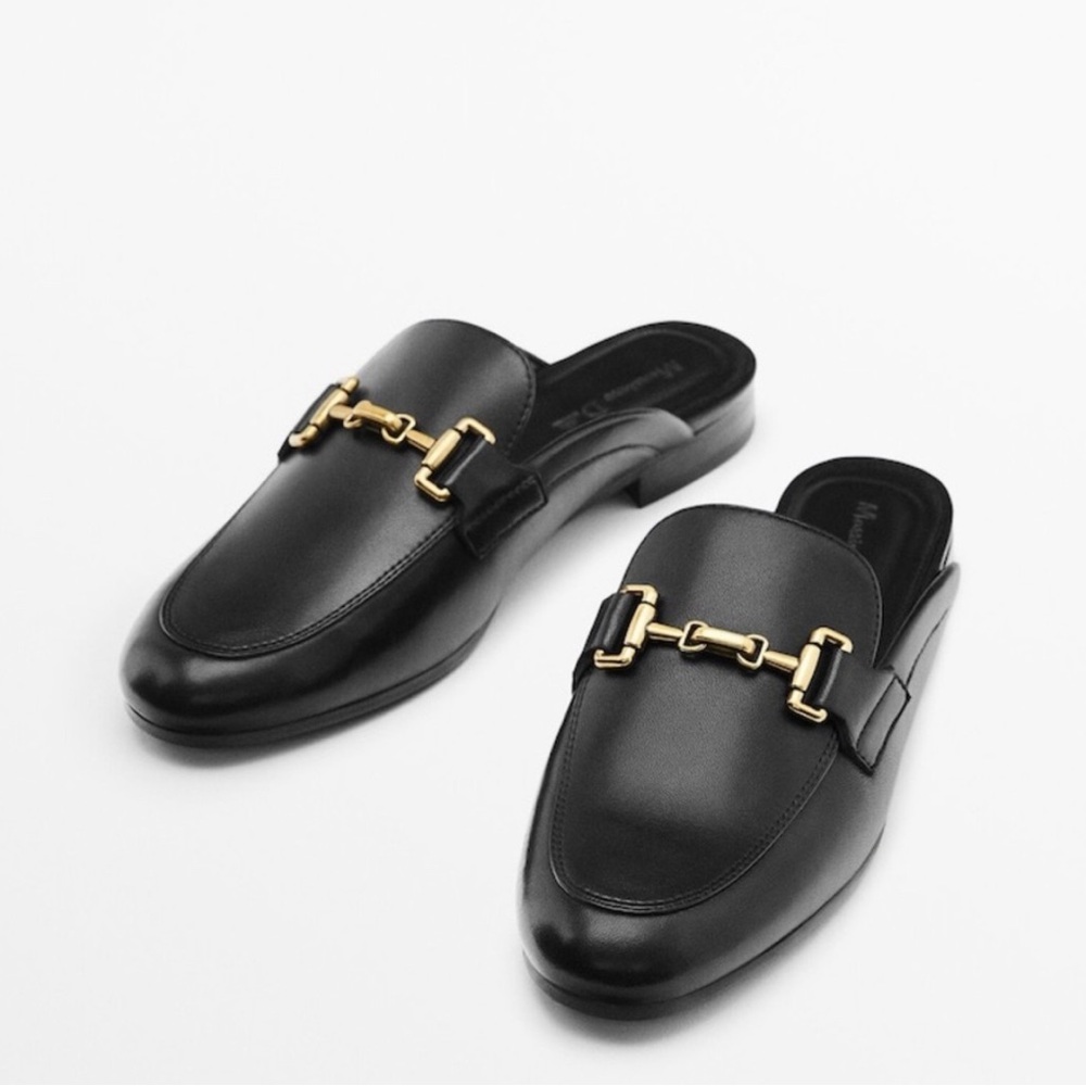 Massimo Dutti NWT black loafer mules size 6 1/2 and also fits size 7